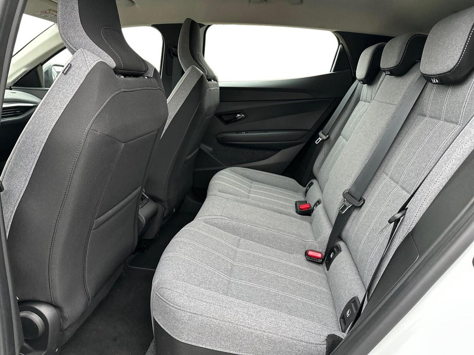 Renault Megane E-Tech 40 Equilibre 5d