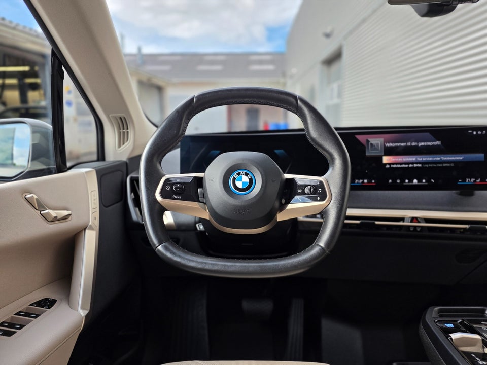 BMW iX xDrive40 5d