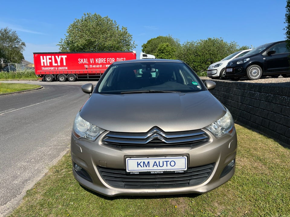 Citroën C4 1,6 HDi 110 Attraction 5d