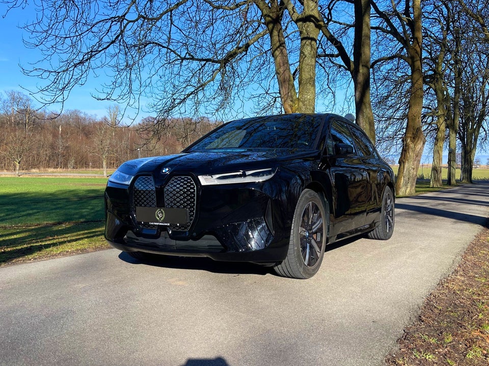 BMW iX xDrive40 Sport 5d