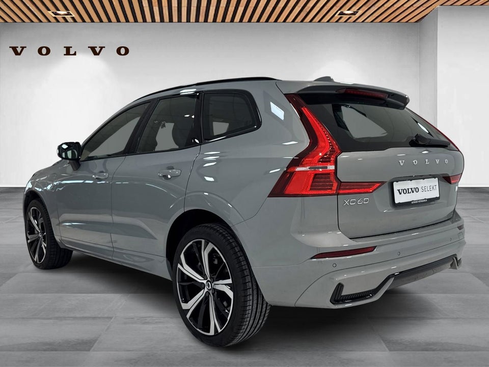 Volvo XC60 2,0 T6 ReCharge Plus Dark aut. AWD 5d