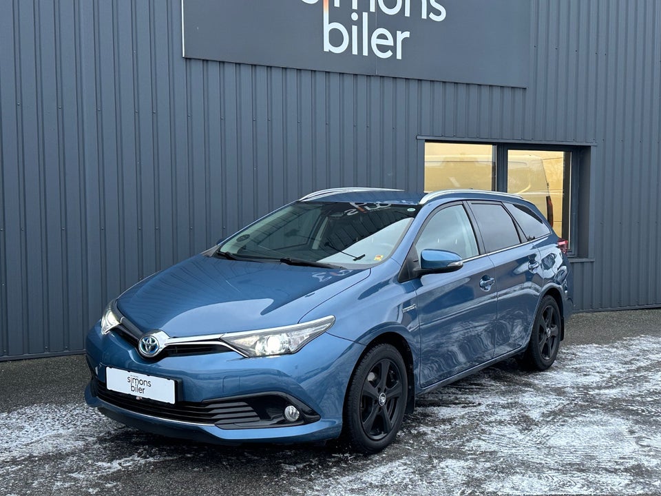 Toyota Auris 1,8 Hybrid H2 Comfort Touring Sports CVT 5d