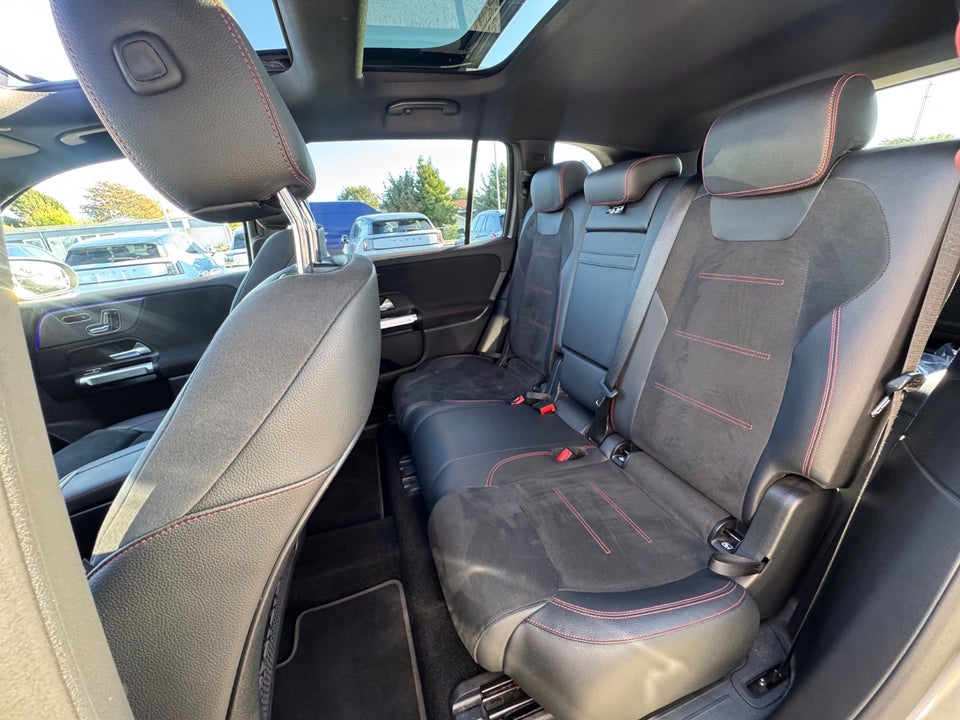 Mercedes EQB300 AMG Line 4Matic 5d