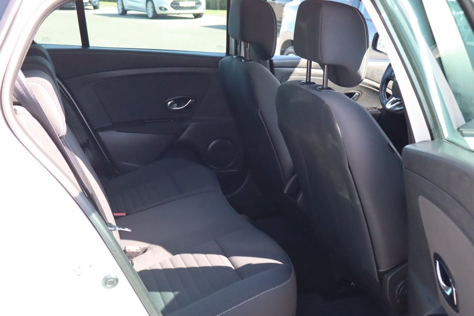 Renault Megane IV 1,5 dCi 110 Intens Sport Tourer 5d