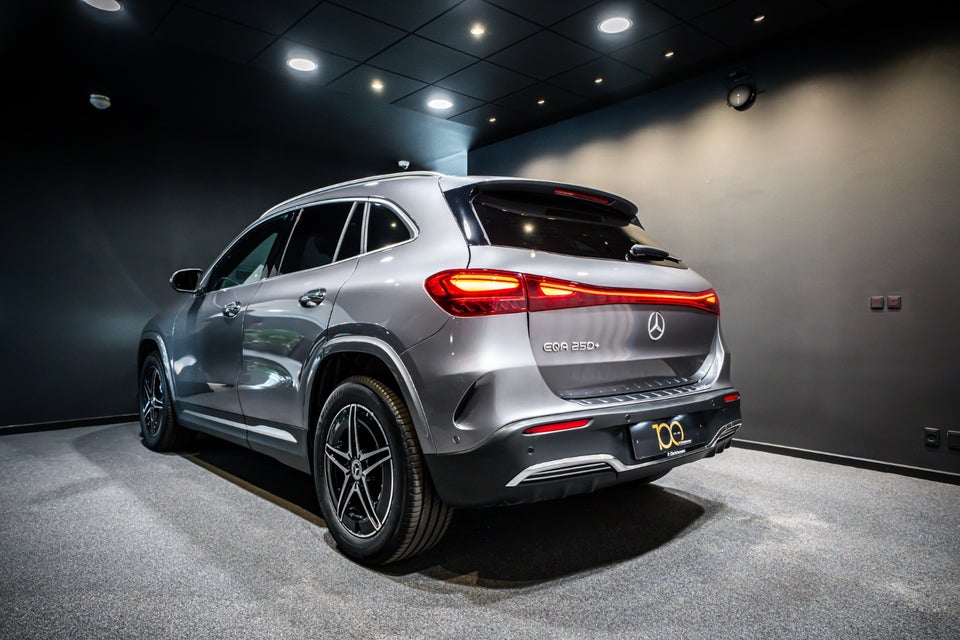 Mercedes EQA250+ AMG Premium 5d