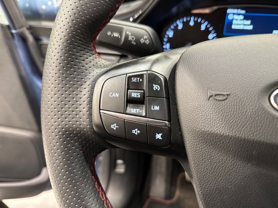 Ford Fiesta 1,0 EcoBoost mHEV ST-Line 5d