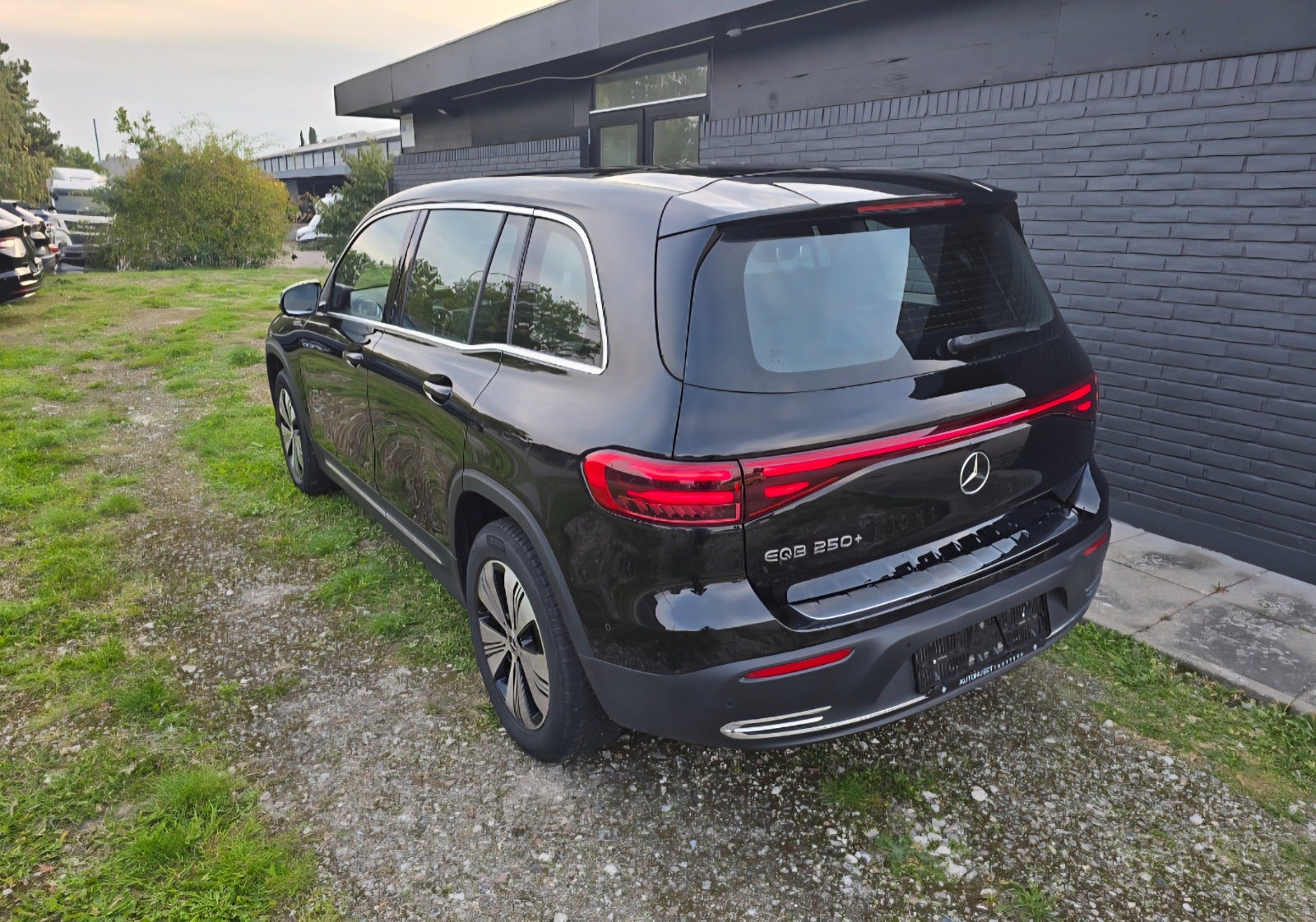 Mercedes EQB250+ Progressive 7prs 5d