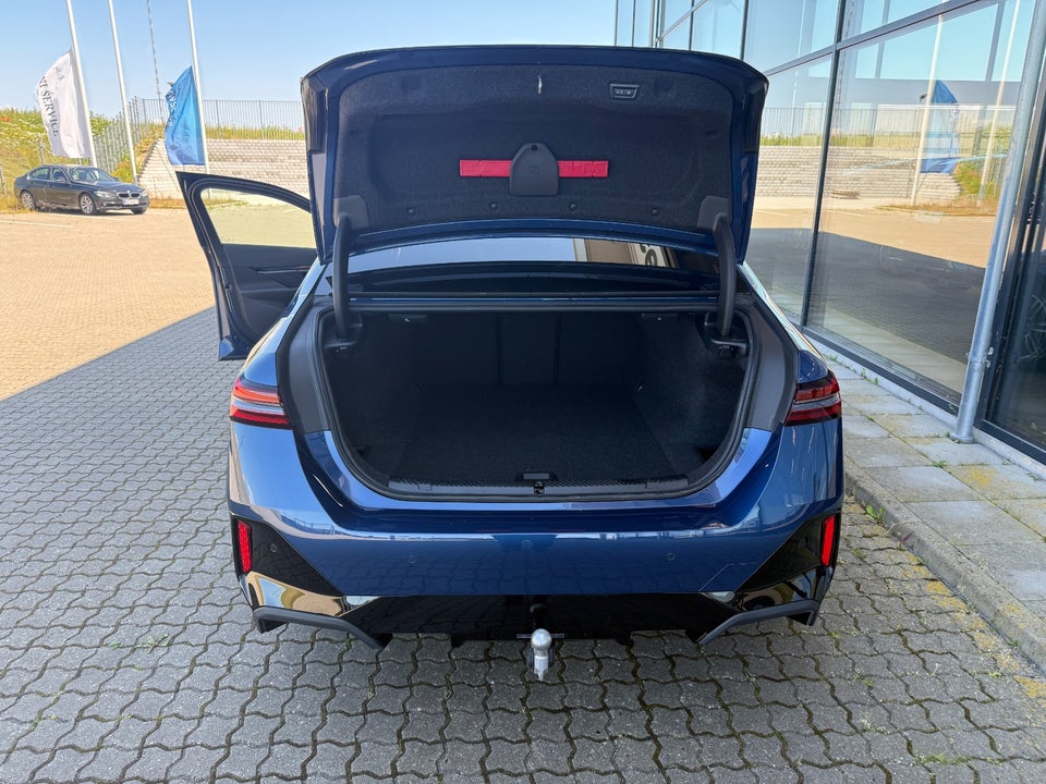 BMW i5 eDrive40 M-Sport Pro 4d