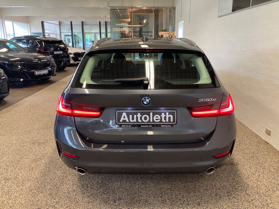 BMW 330e 2,0 Touring Sport Line aut. 5d