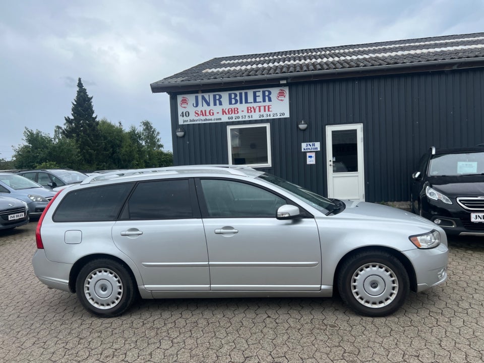 Volvo V50 1,6 D Summum 5d