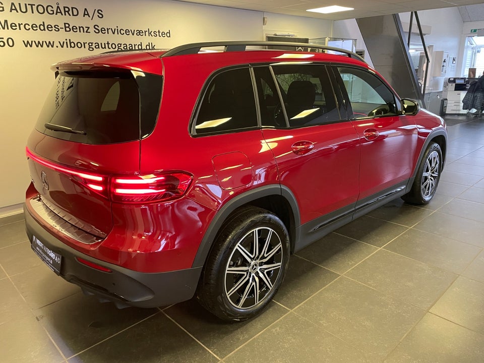 Mercedes EQB250+ AMG Line 7prs 5d