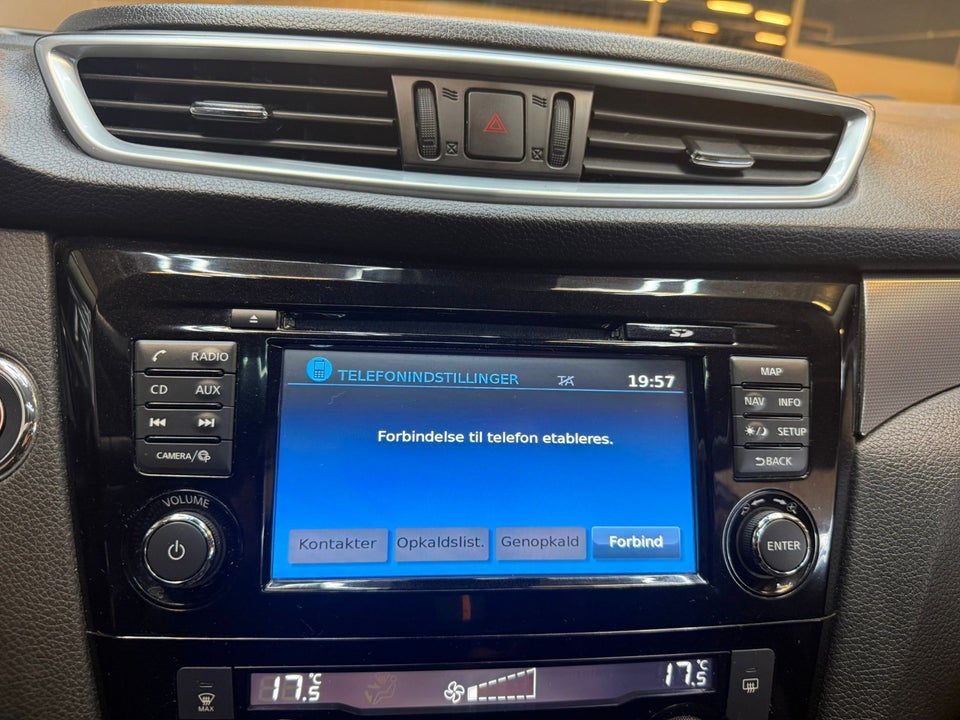 Nissan Qashqai 1,2 Dig-T 115 N-Connecta 5d
