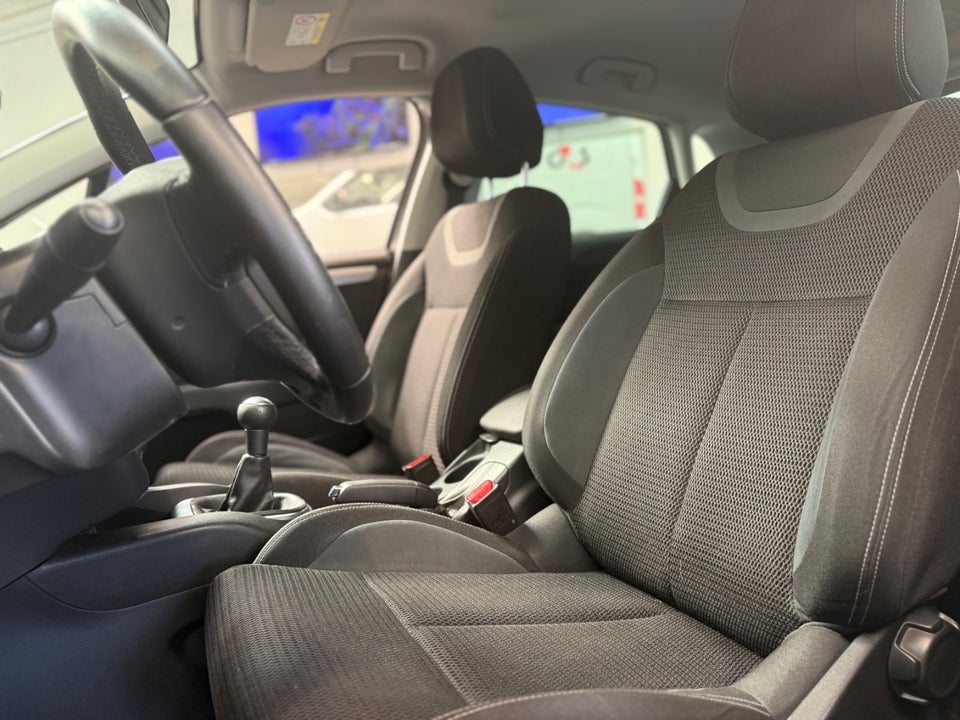 Citroën C4 1,6 BlueHDi 100 Challenge 5d