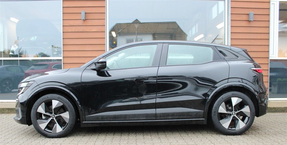 Renault Megane E-Tech 60 Equilibre 5d