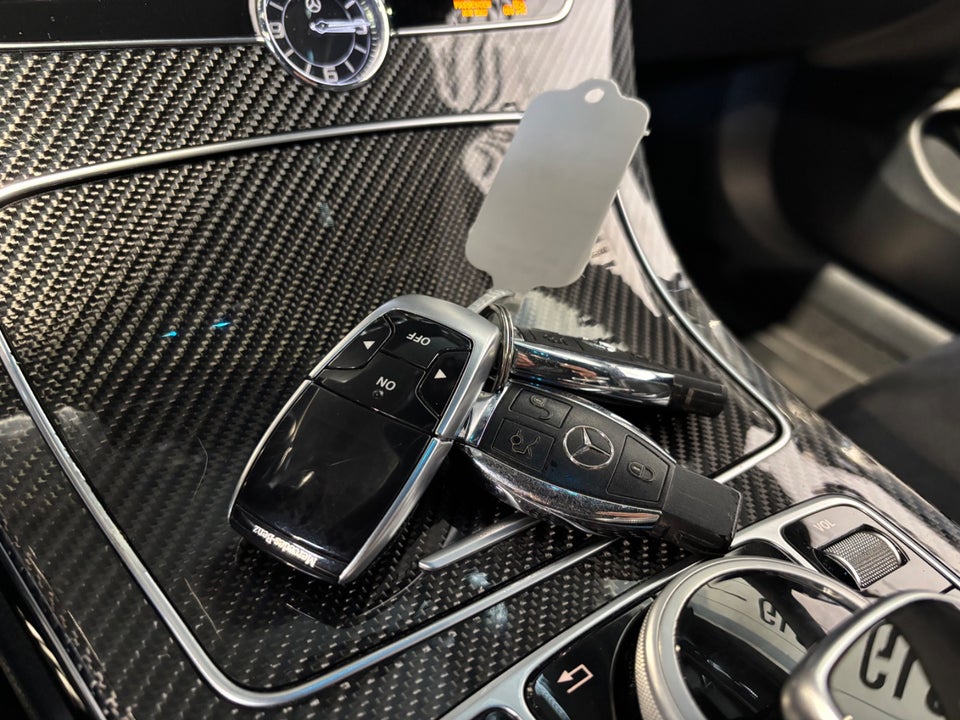 Mercedes C300 2,0 AMG Line Coupé aut. 2d