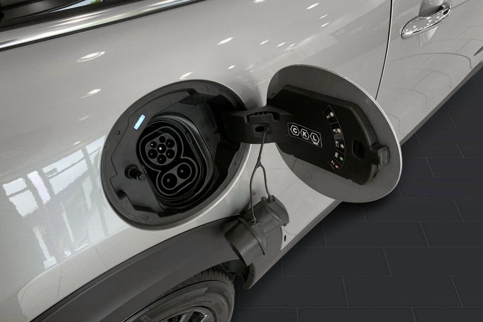 MINI Cooper SE Classic Trim 3d