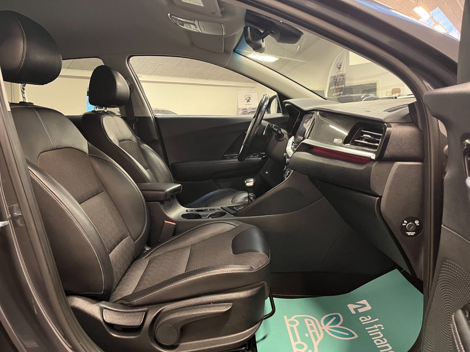 Kia Niro 1,6 PHEV Advance DCT 5d