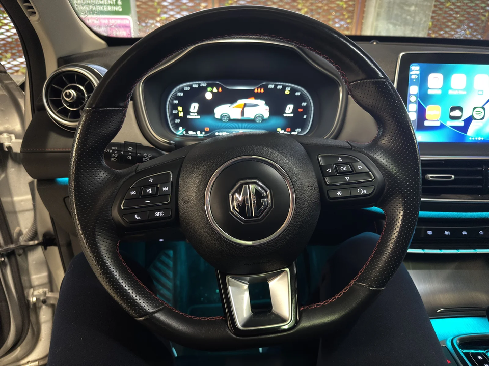 MG EHS 1,5 PHEV Luxury 5d