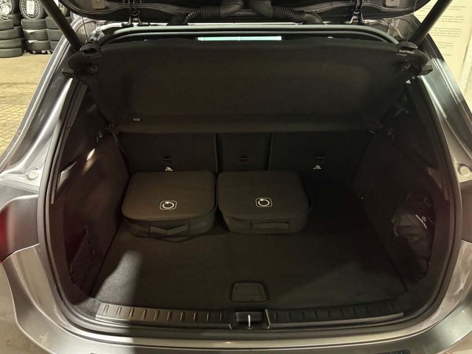 Mercedes EQA250+ Progressive 5d