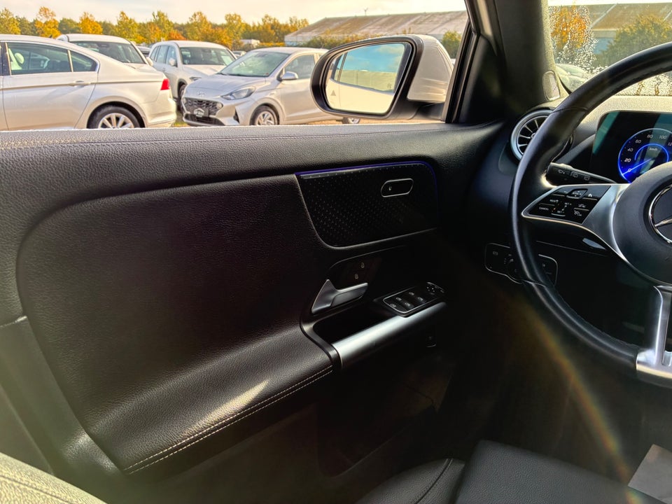 Mercedes EQA250+ Progressive 5d