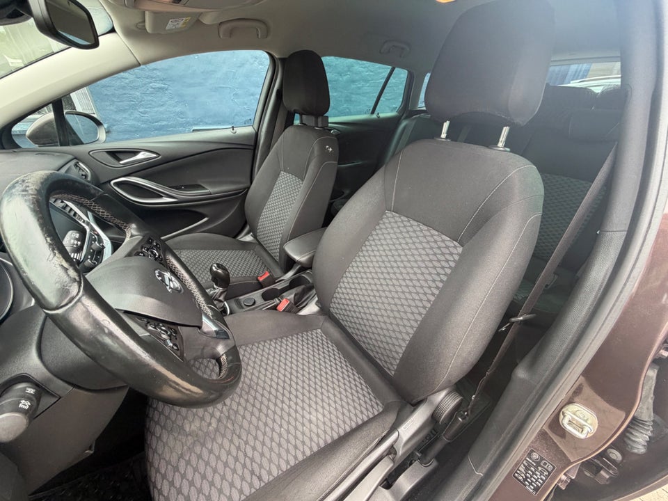 Opel Astra 1,0 T 105 Enjoy Sports Tourer 5d