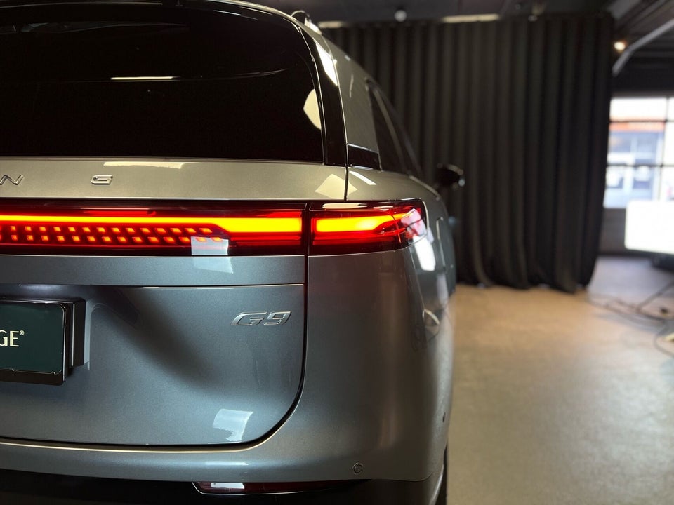 Xpeng G9 Long Range 5d