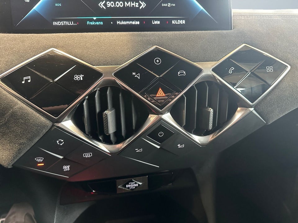 DS DS 3 CrossBack 50 E-Tense Performance Line 5d