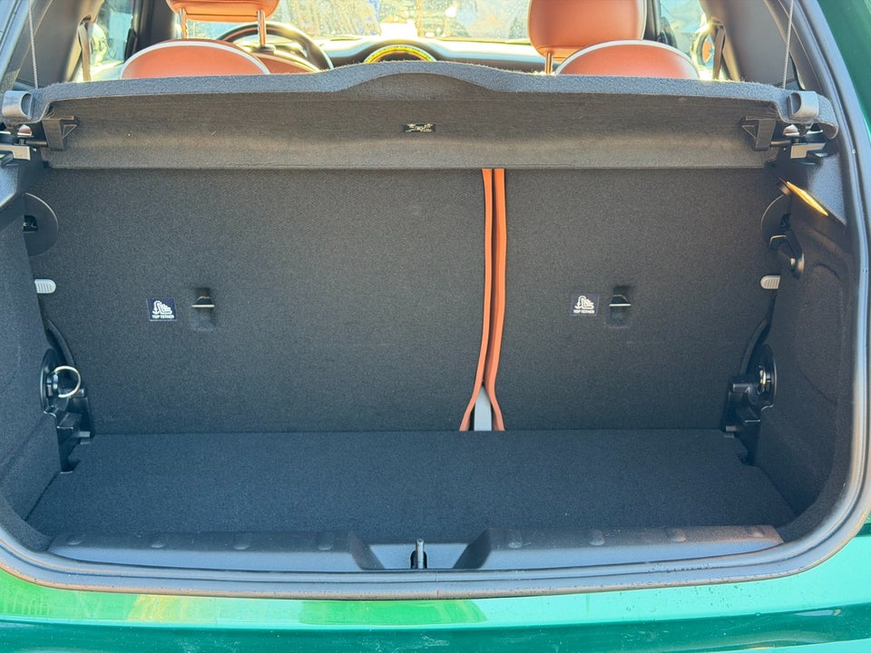 MINI Cooper SE Maximise 3d