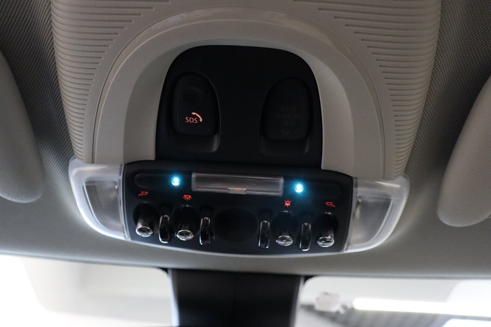 MINI Cooper SE Maximise 3d