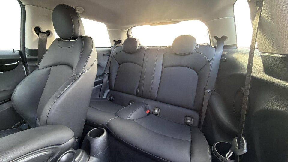 MINI Cooper SE Premium Extra 3d