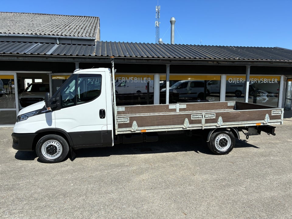 Iveco Daily 3,0 35S18 4100mm Lad AG8