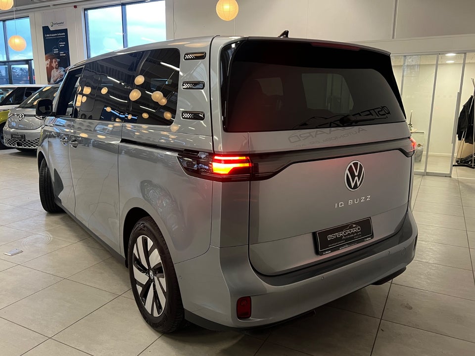 VW ID.Buzz 86 Life 7prs LWB 5d