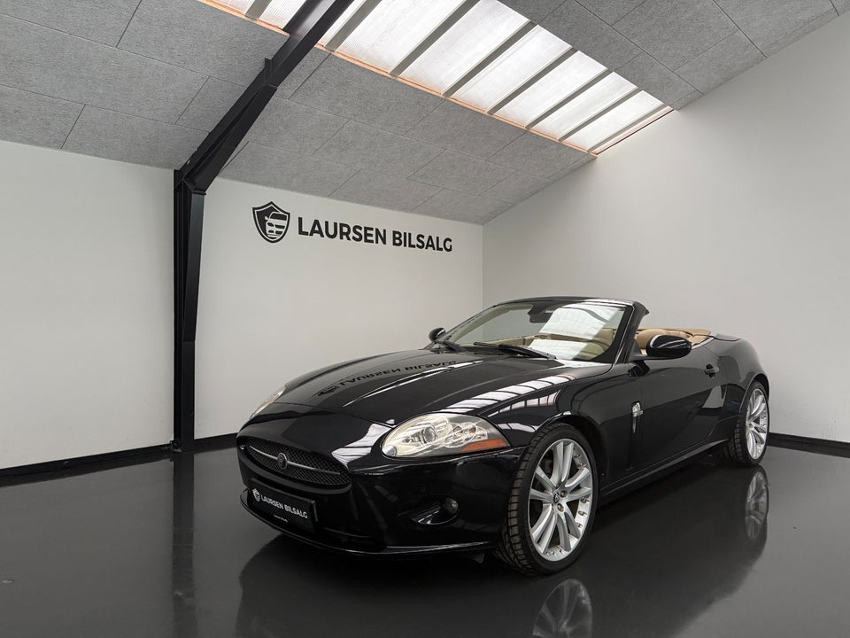 Jaguar XK 4,2 V8 Convertible aut. 2d