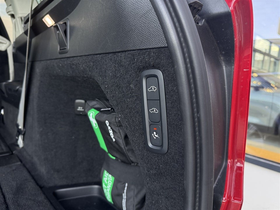 Volvo XC90 2,0 T8 ReCharge Ultimate Bright aut. AWD 7prs 5d