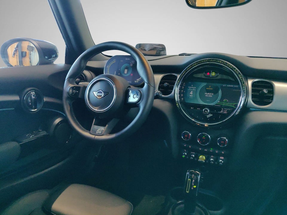 MINI Cooper SE Yours Trim 3d