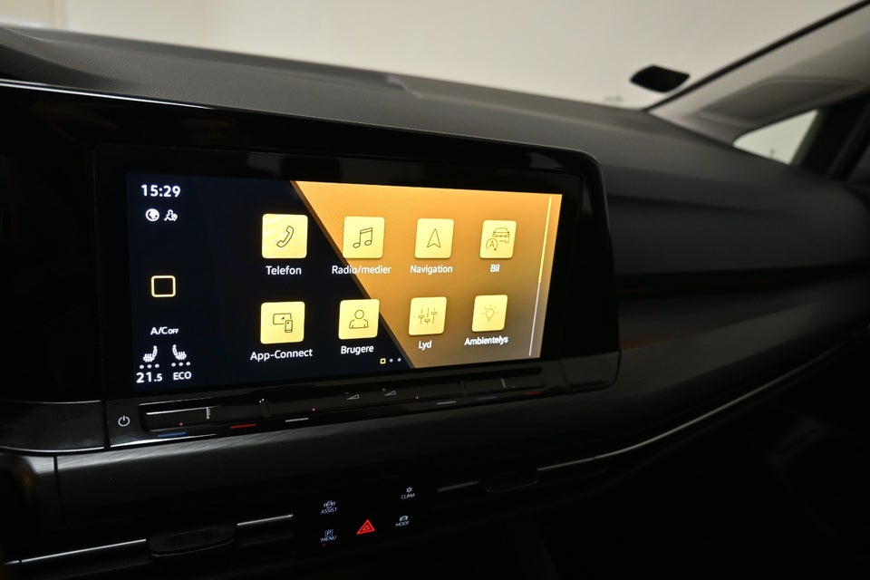 VW Golf VIII 1,4 eHybrid DSG 5d