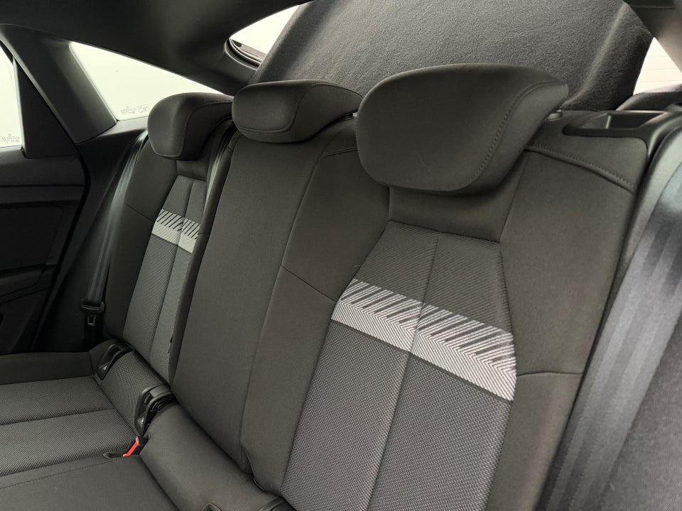 Audi Q4 e-tron 40 S-line Sportback 5d