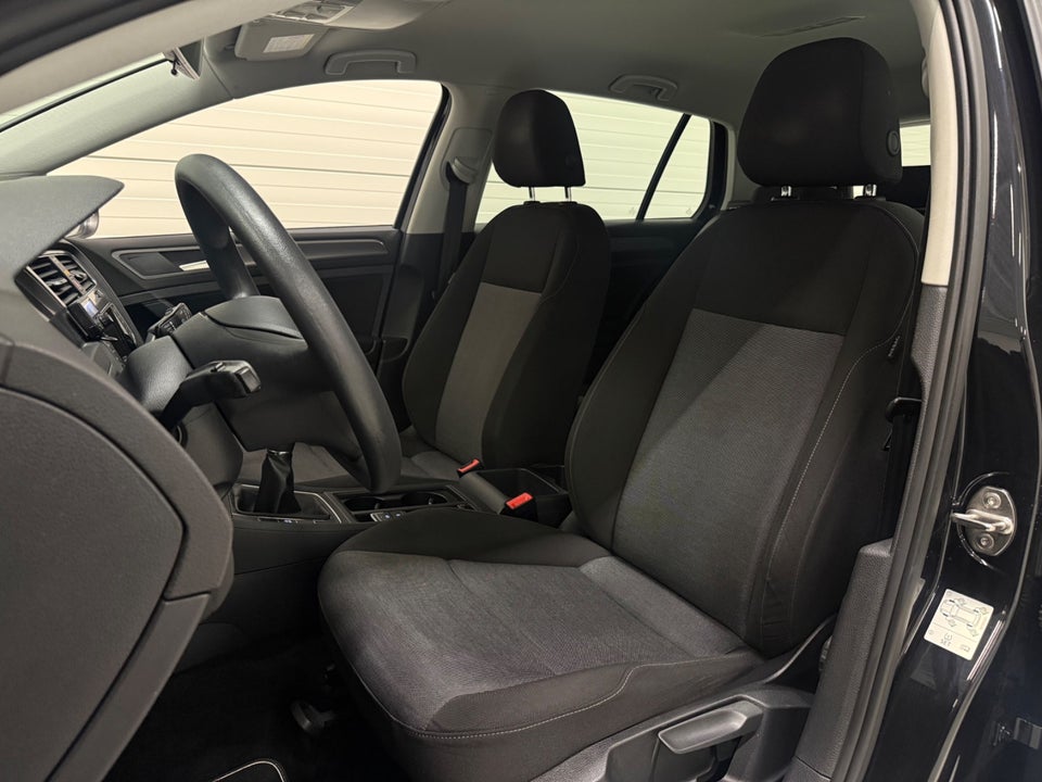 VW Golf VII 1,6 TDi 110 BlueMotion 5d