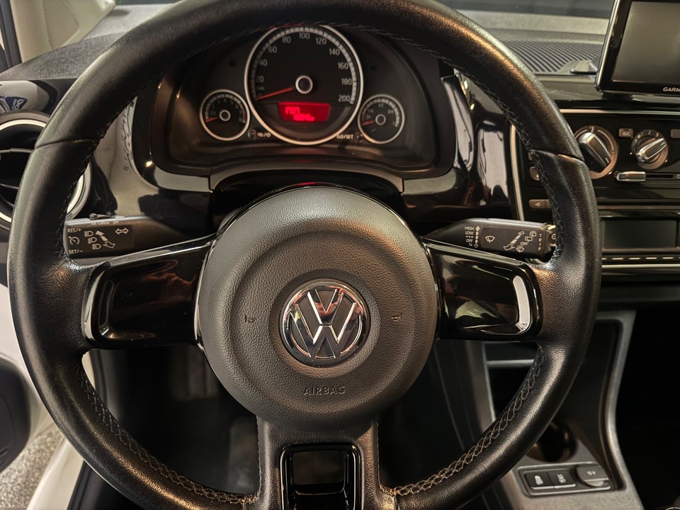 VW Up! 1,0 75 Move Up! BMT 5d