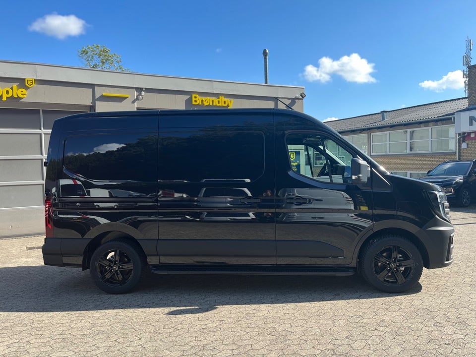 Nissan Interstar 87 L2H2 N-Connecta