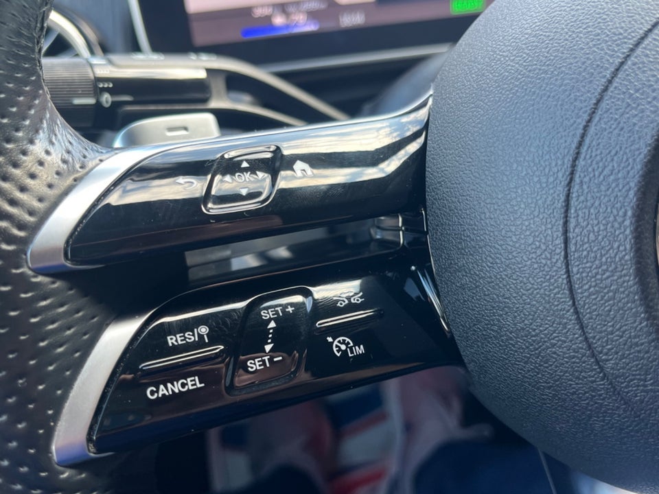 Mercedes EQE300 AMG Line 4d