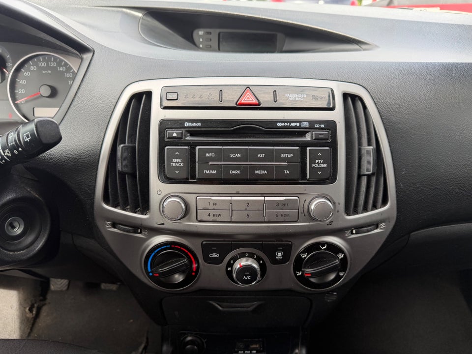 Hyundai i20 1,25 Classic XTR 5d