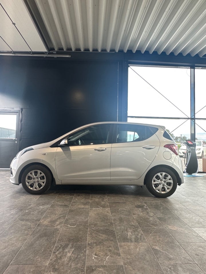 Hyundai i10 1,0 Style 5d