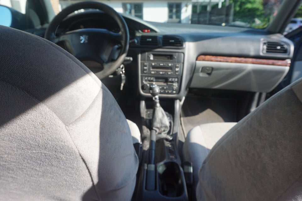Peugeot 406 2,0 ST stc. 5d
