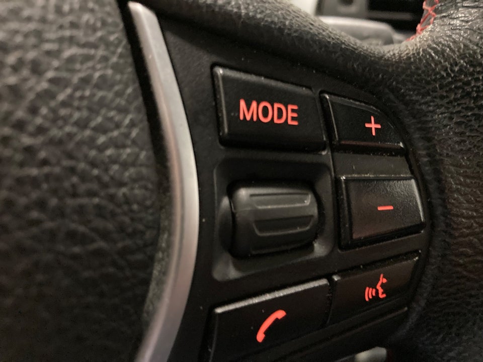 BMW 330d 3,0 Touring Sport Line aut. 5d