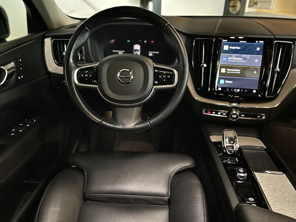 Volvo XC60 2,0 T6 ReCharge Inscription aut. AWD 5d