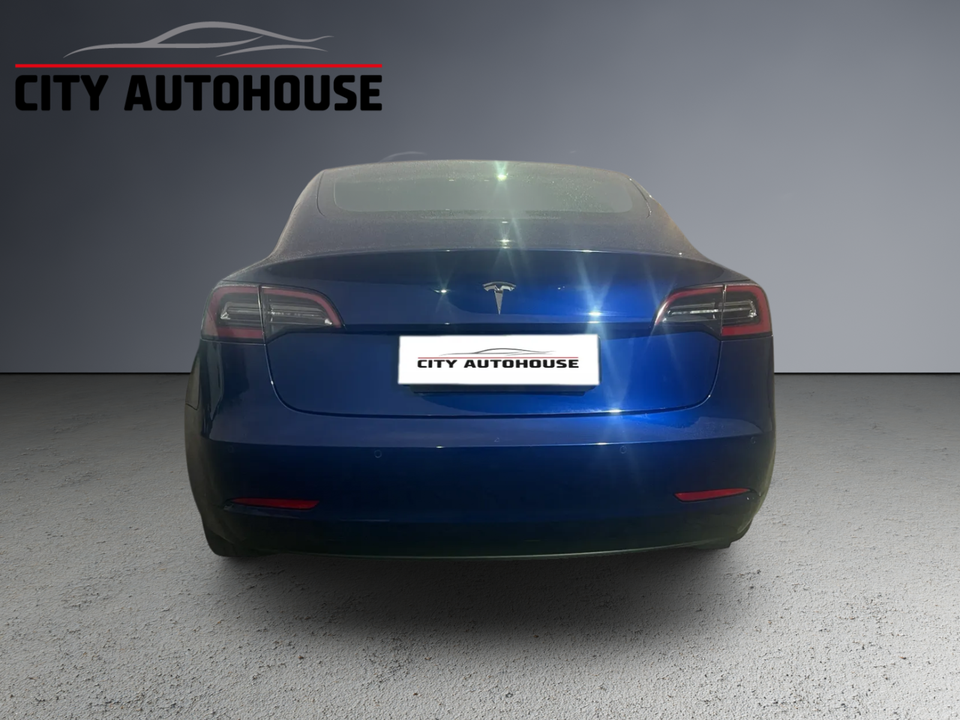 Tesla Model 3 Long Range AWD 4d