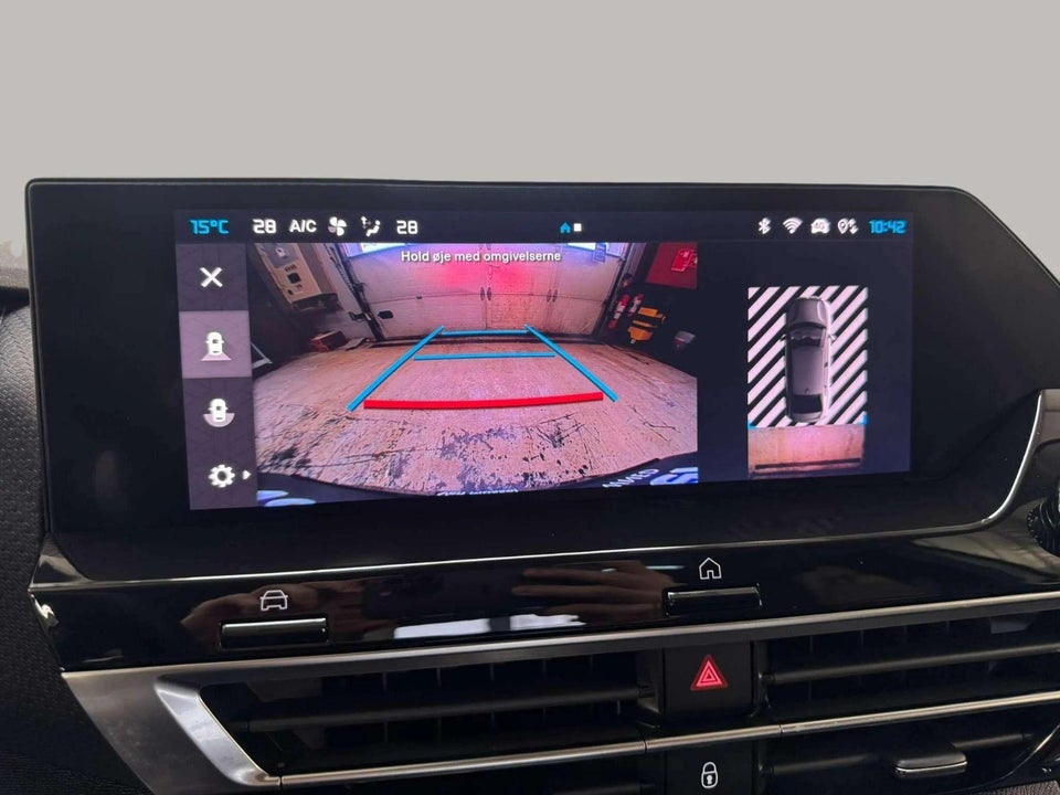 Citroën ë-C4 X 50 Shine 4d