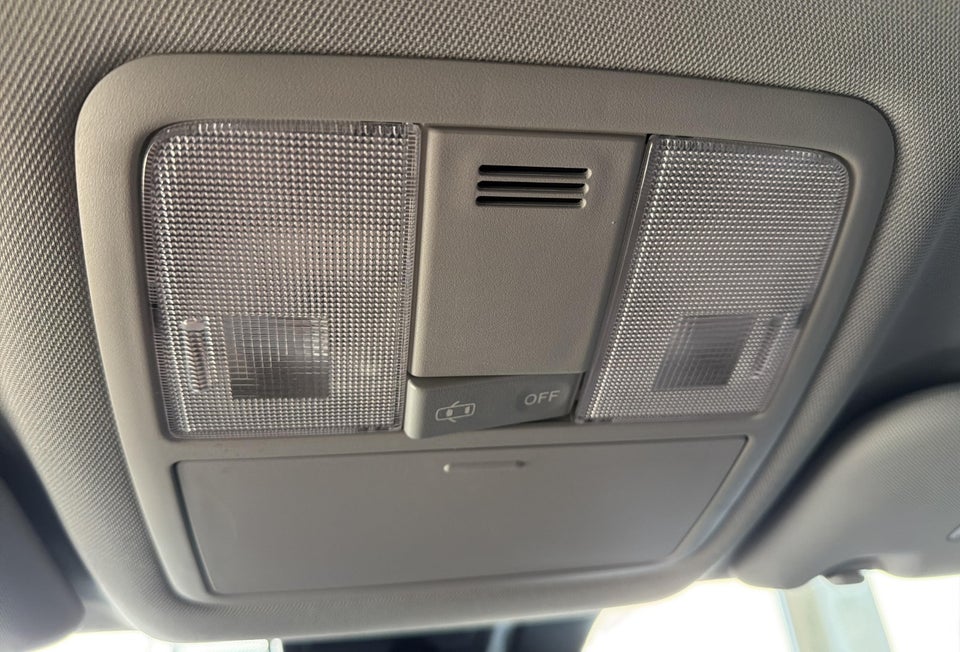 Toyota Avensis 1,8 VVT-i T2 Touring Sports 5d