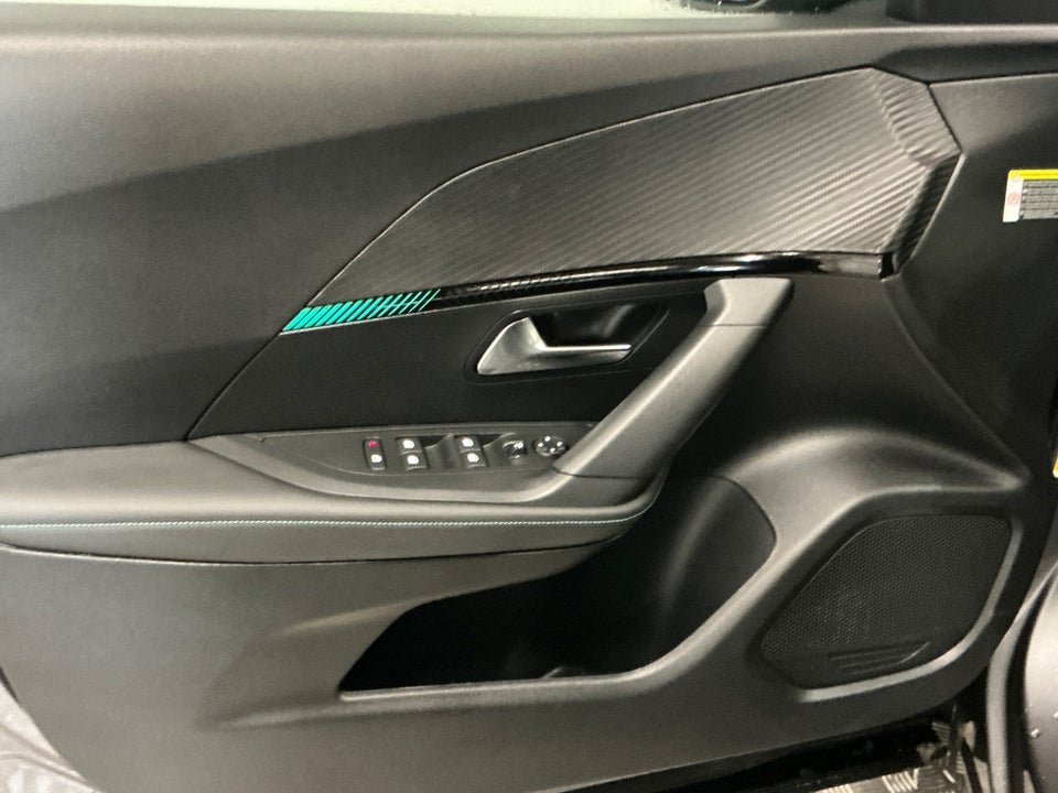 Peugeot 2008 1,2 PureTech 130 Allure Pack EAT8 5d